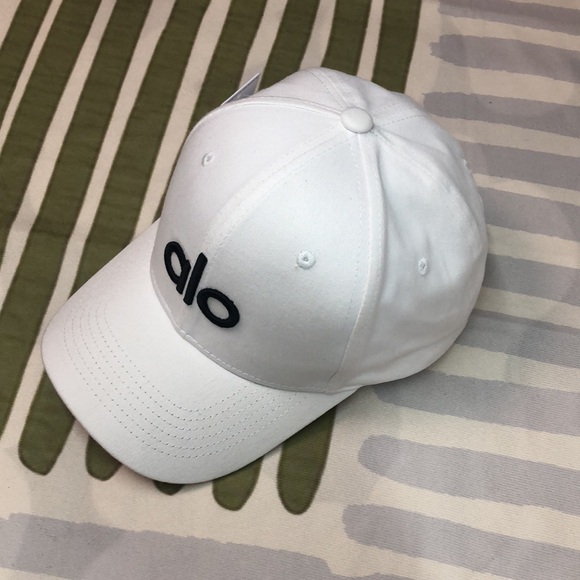 💕 ALO Yoga Off-Duty Cap - Picture 3 of 6